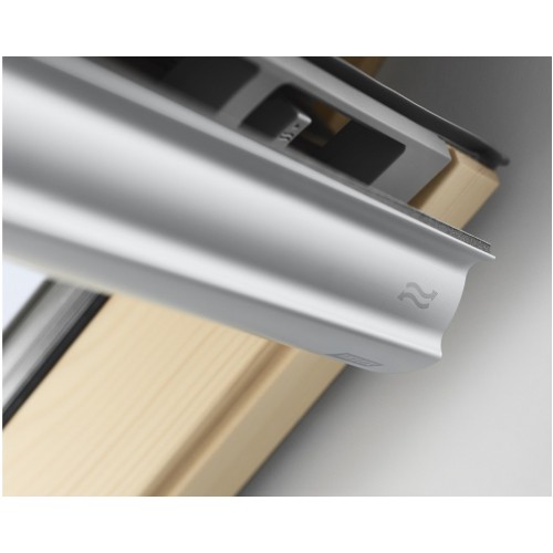 Stoglangis Velux Standard GLL 1061, medinis, rankena viršuje